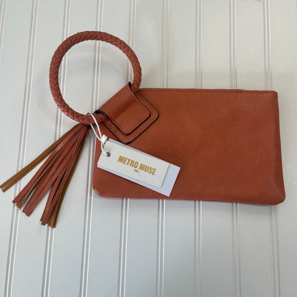 NWT Metro Muse Faux Leather Wristlet‎ Clutch Wallet Tassel Card Holder Boho